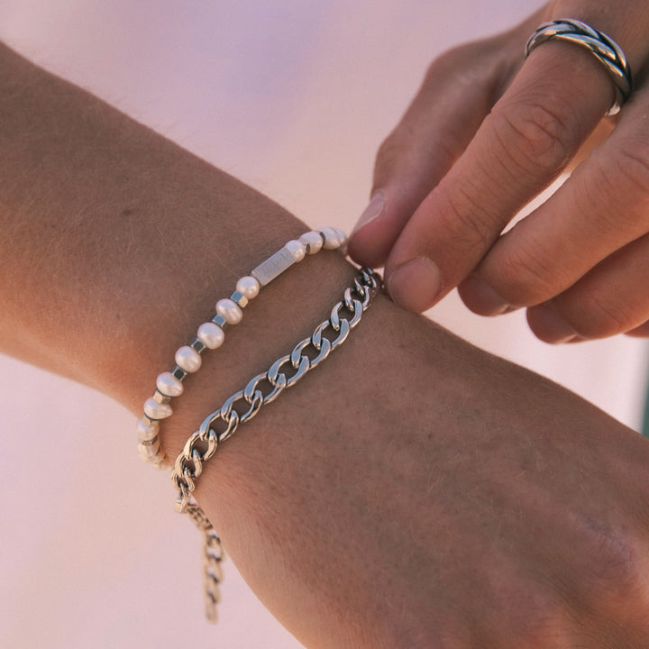 Minimal - Necklace in white and Steel